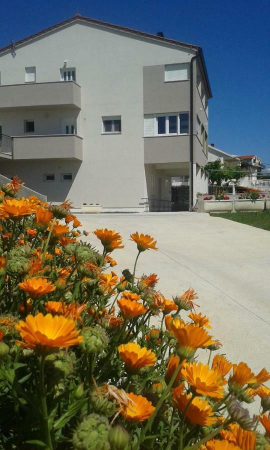 Apartments Liber Локва Рогозница Екстериор снимка