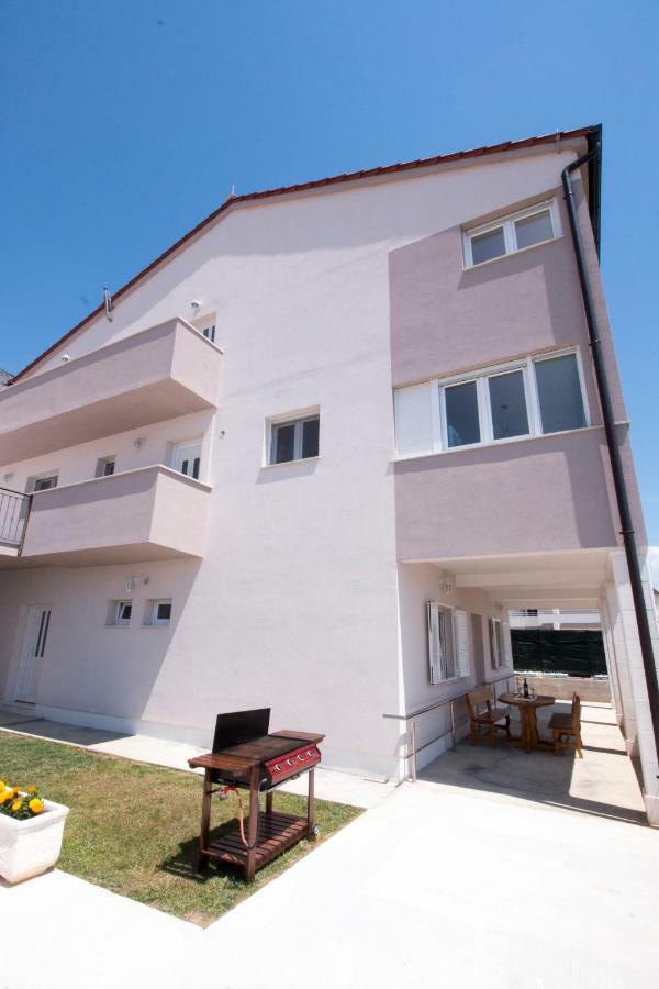 Apartments Liber Локва Рогозница Екстериор снимка