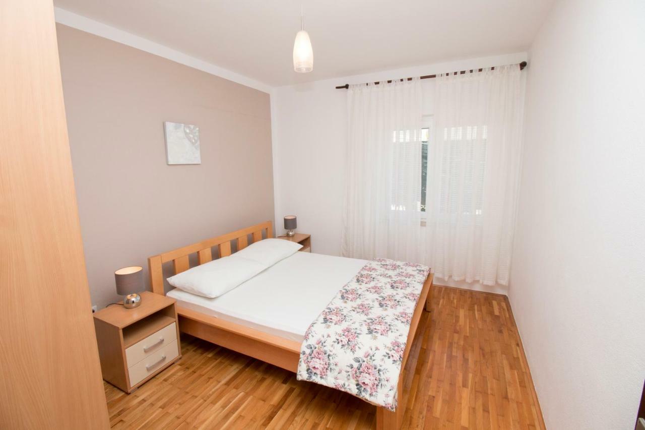 Apartments Liber Локва Рогозница Екстериор снимка